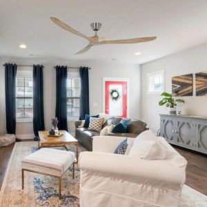 Ventilateur plafonnier Eco Genuino de Casafan, en 180 centimètres de diamètre et de couleur bois naturel et chrome