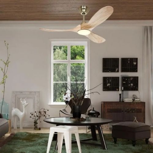 Ventilateur de plafond moderne dans un séjour avec table ronde et décor intérieur